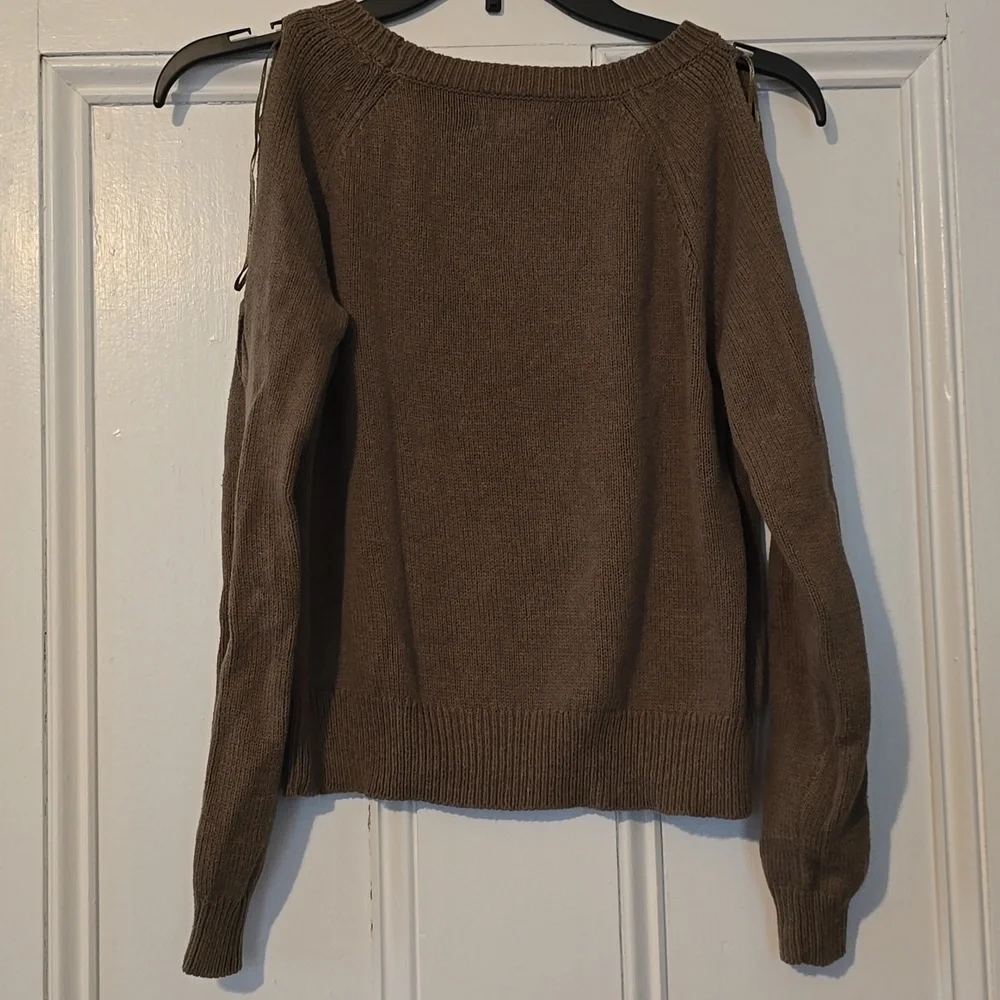 Brown Cable Knit Women's Sweater - Picture 2 of 4